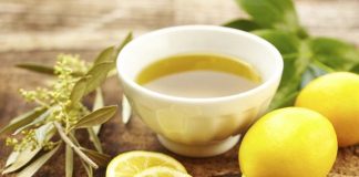 ВЫДАВИТЕ 1 ЛИМОН, СМЕШАЙТЕ ЕГО С 1 СТОЛОВОЙ ЛОЖКОЙ ОЛИВКОВОГО МАСЛА И ВЫ БУДЕТЕ ПРИМЕНЯТЬ ЭТУ СМЕСЬ ВСЮ ОСТАВШУЮСЯ ЧАСТЬ СВОЕЙ ЖИЗНИ!