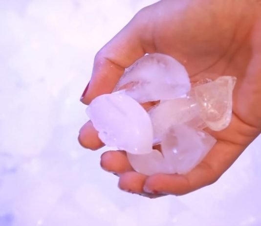 როგორ გამოვიყენოთ ყინულის კუბები? 10 საინტერესო რჩევა თქვენთვის!