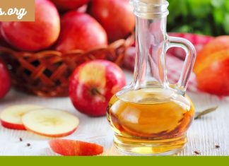 სასწაულებს ახდებს. აკნეს სამკურნალოდ ვაშლის ძმრის გამოყენების 5 მარტივი გზა.