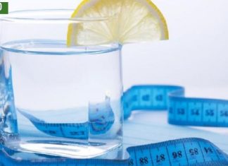 შეიტყვეთ წყლის საოცარი დიეტის შესახებ წონის სწრაფად დასაკლებად.აუცილებელია სწორი თანმიმდევრობა.