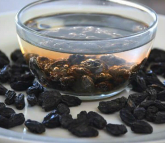 გაიმაგრეთ ძვლები,მოიშორეთ აკნე.ალბათ არასდროს გსმენიათ ქიშმიშიანი წყლის და მისი თვისებები შესახებ.გაიუმჯობესეთ ჯანმრთელობა.