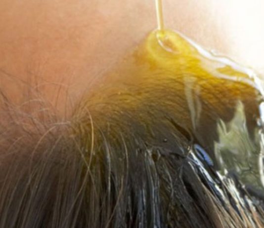 როგორ გამოვიყენოთ ქოქოსის ზეთი თმისთვის ნაცრისფერი თმისა და თმის ცვენის თავიდან ასაცილებლად