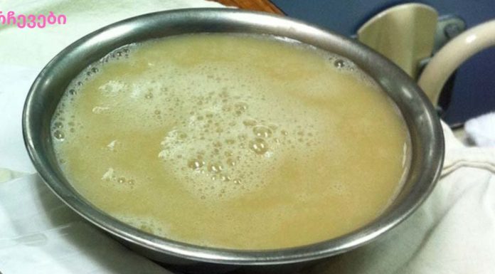 დაივიწყეთ მედიკამენტები: ვაშლის ძმარი და თაფლი დაგეხმარებათ შეამციროთ ანთებითი პროცესი, ქოლესტერინი, გულძმარვა, სახსრების ტკივილი!