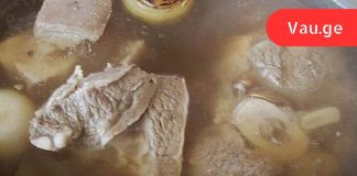 ეს ბულიონი ძვლებისთვის და საჭმლის მონელებისთვის უკონკურენტოა.ჩვეულებრივ სუპს მახსენებს!