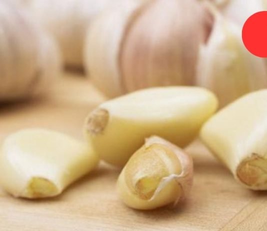 ნივრის კბილი დაჭრა და პირში ჩაიდო. შედეგი უბრალოდ განსაცვიფრებელია!